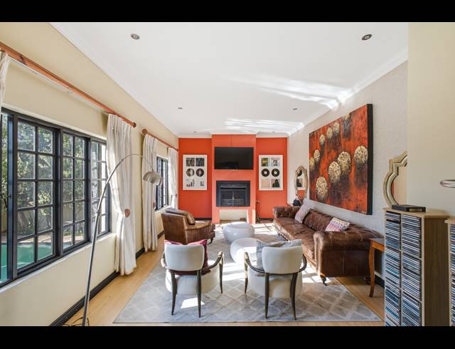 4 BEDROOM HOUSE FOR SALE IN LONEHILL
